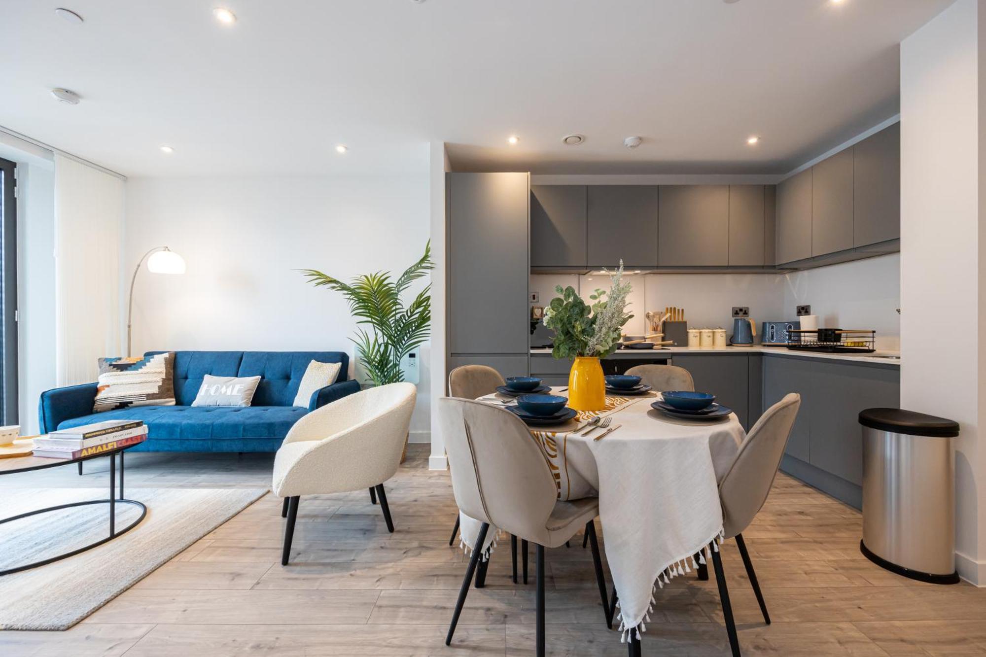City Center Ultra-Luxe 2Bed Villa Amalfi Манчестър Екстериор снимка