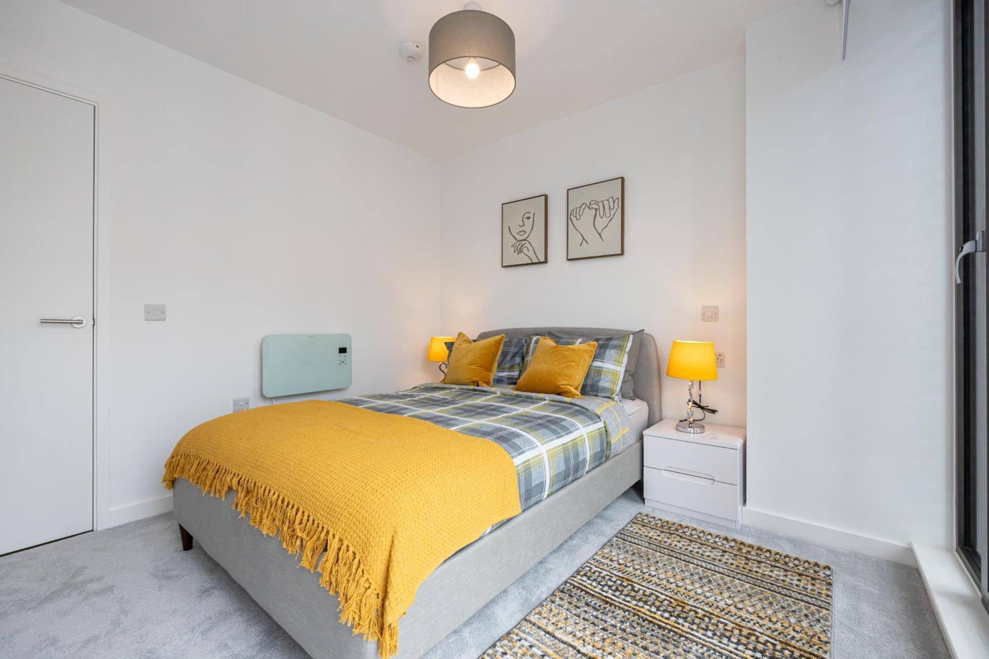 City Center Ultra-Luxe 2Bed Villa Amalfi Манчестър Екстериор снимка